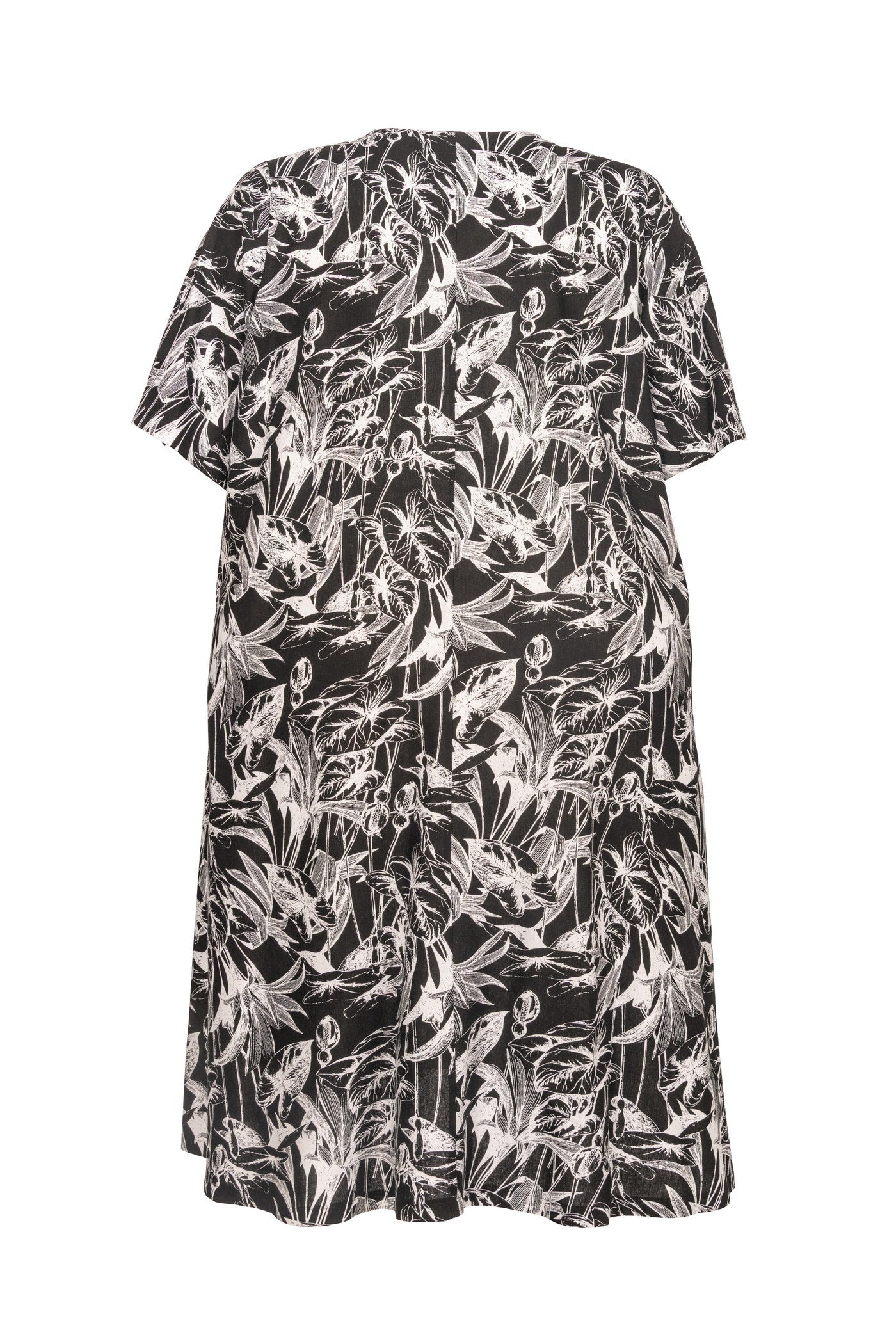 Maxi-Sommer Kleid aus Leinen mit schwarz-weißem Blumenmuster.