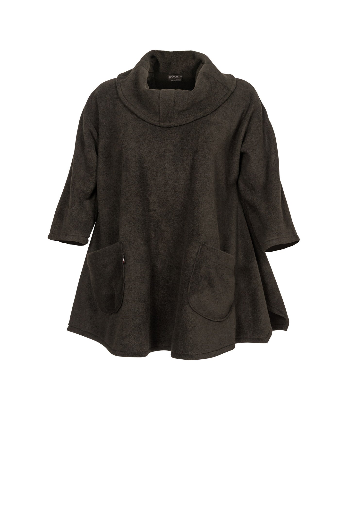 Kuscheliger schwarzer Fleece-Pullover mit Umlegekragen und 2 praktischen Taschen.