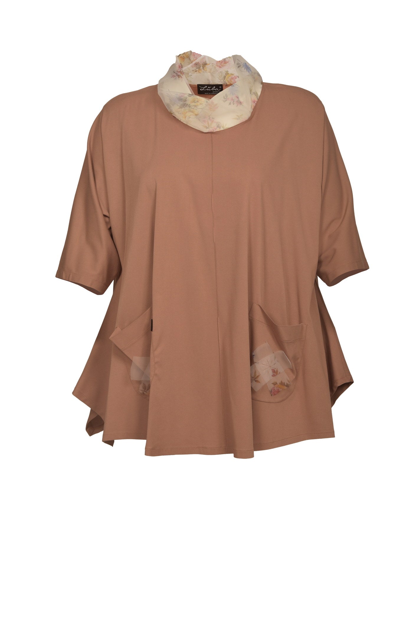 Elegante Viskose-Tunika mit einem Organza-Blumen-Kragen.