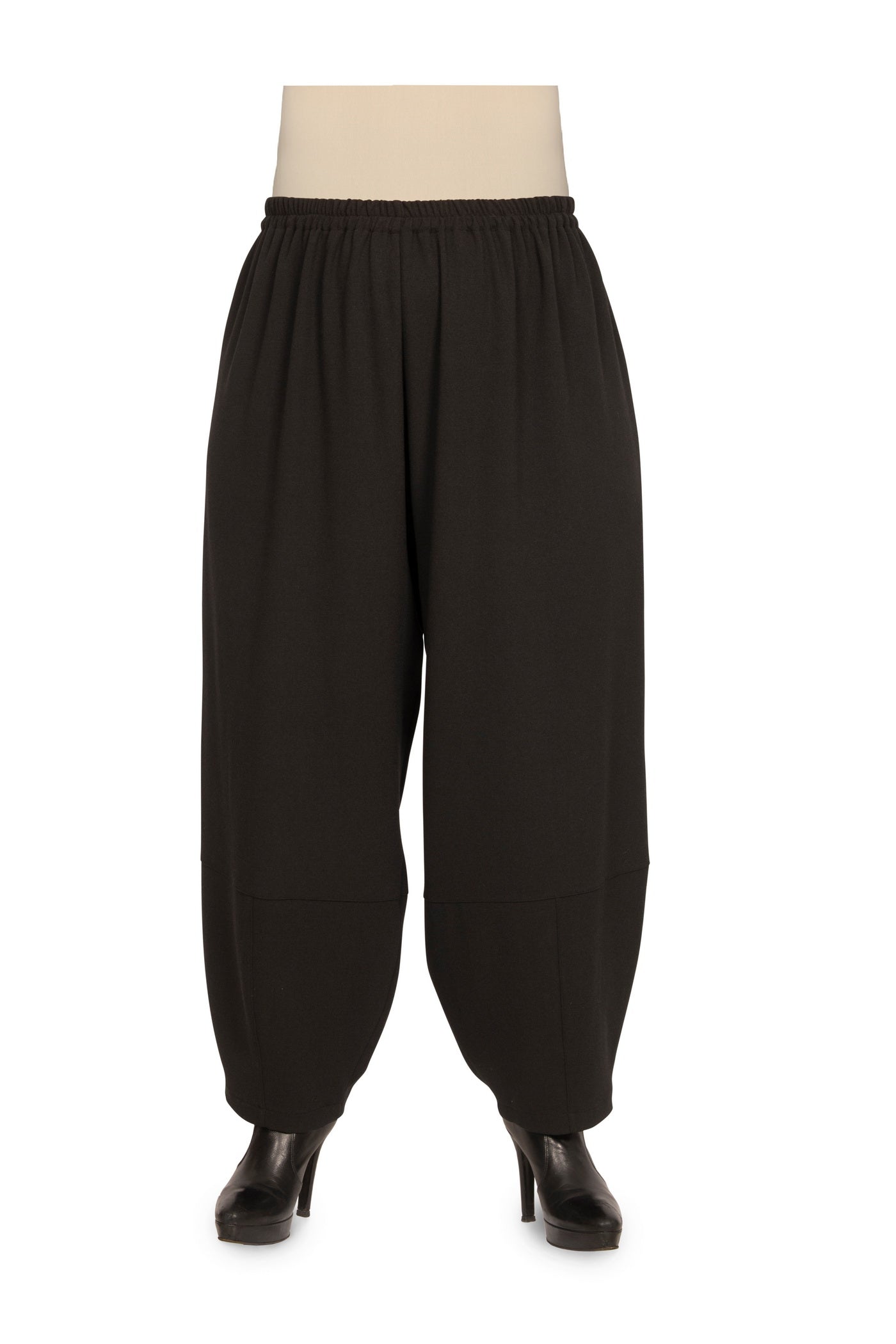 Balloon pants with flaps