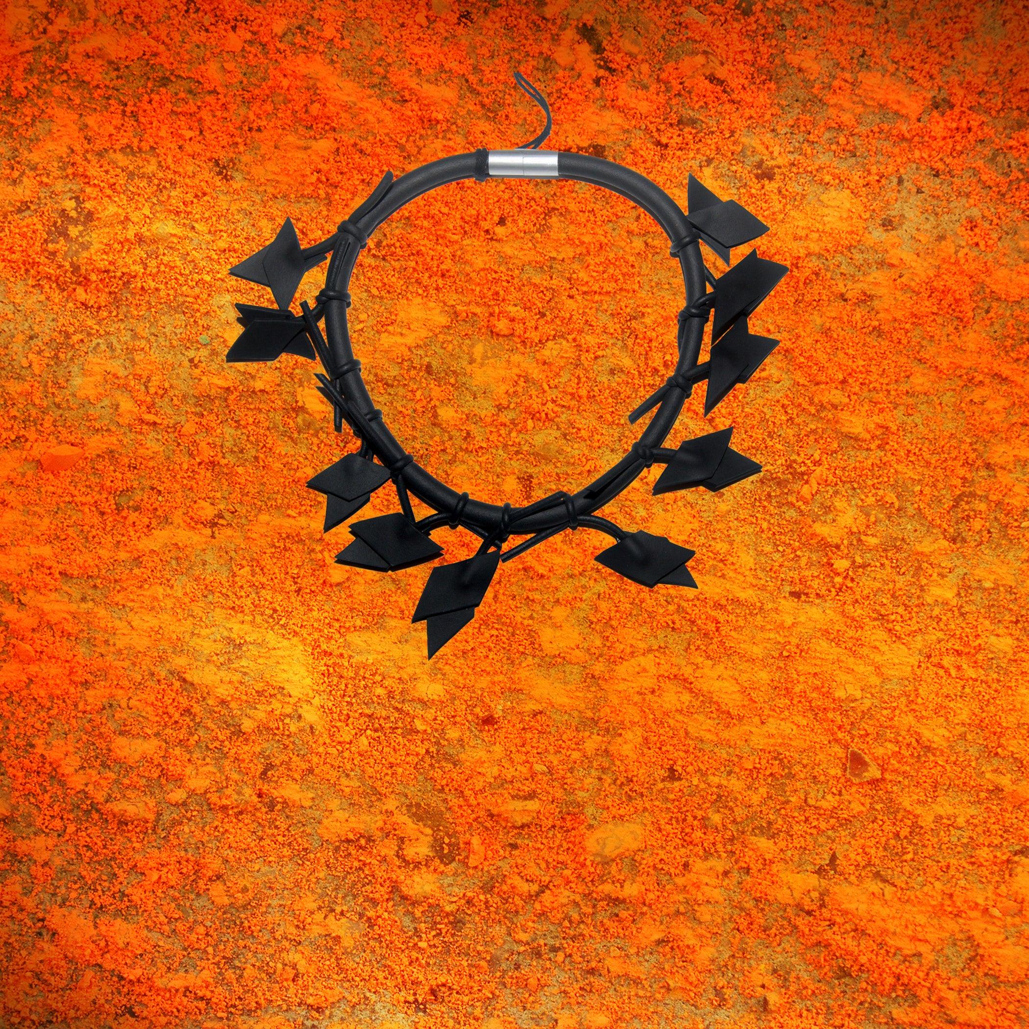 Halskette im XXl-Format - Luba Moden