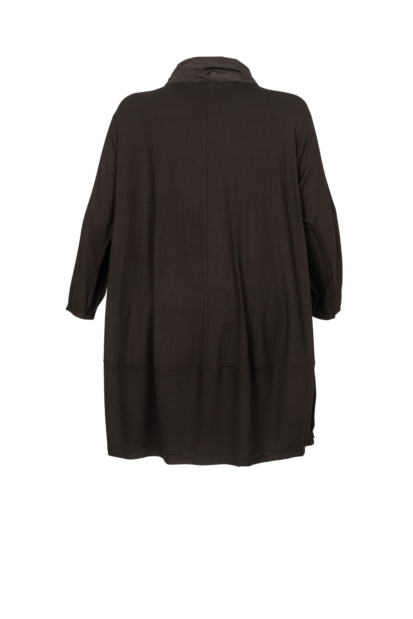 Stylische schwarze Rollkragen-Tunika mit 2 aufgesetzten Taschen.