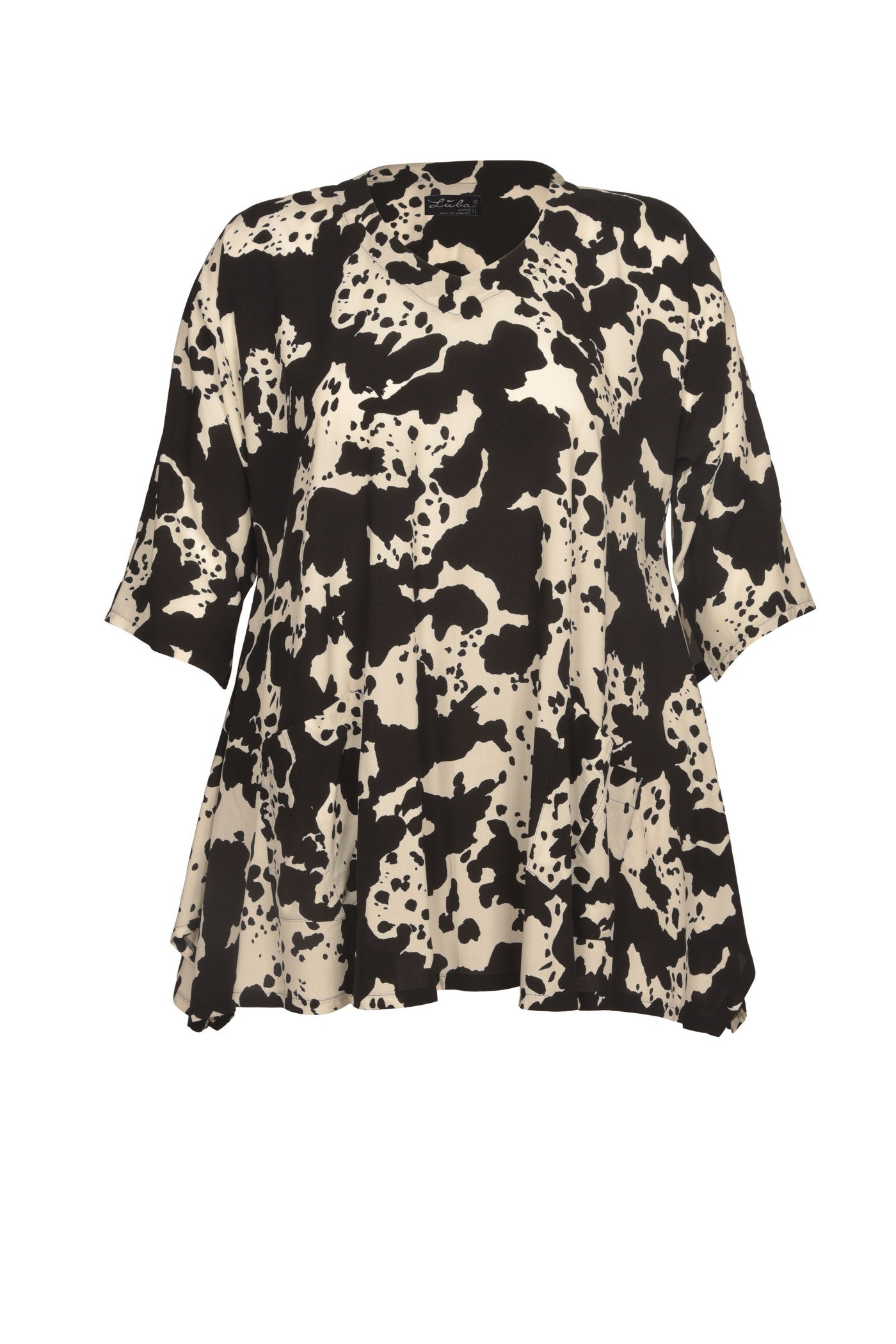 Viskose-Tunika mit schwarz-weißem Muster.
