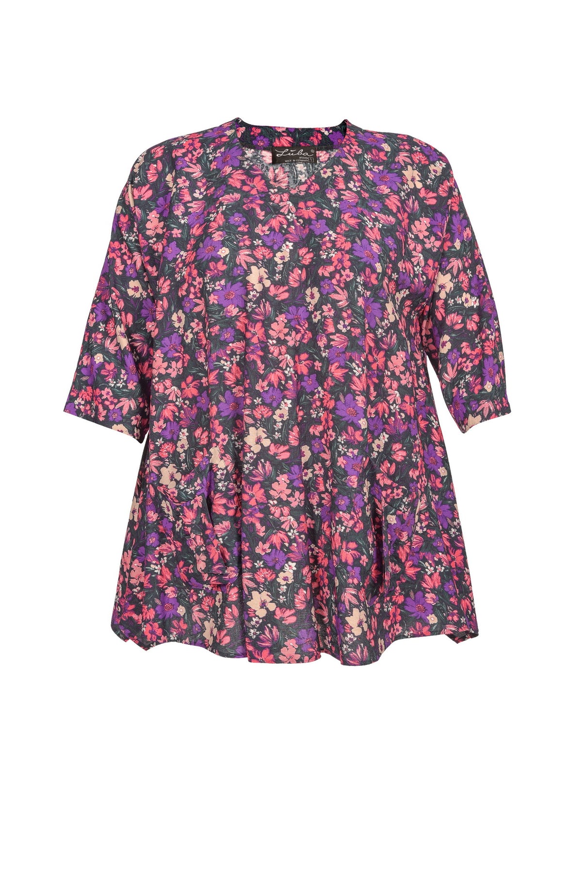 Tunique en viscose noire avec col en V – grandes tailles