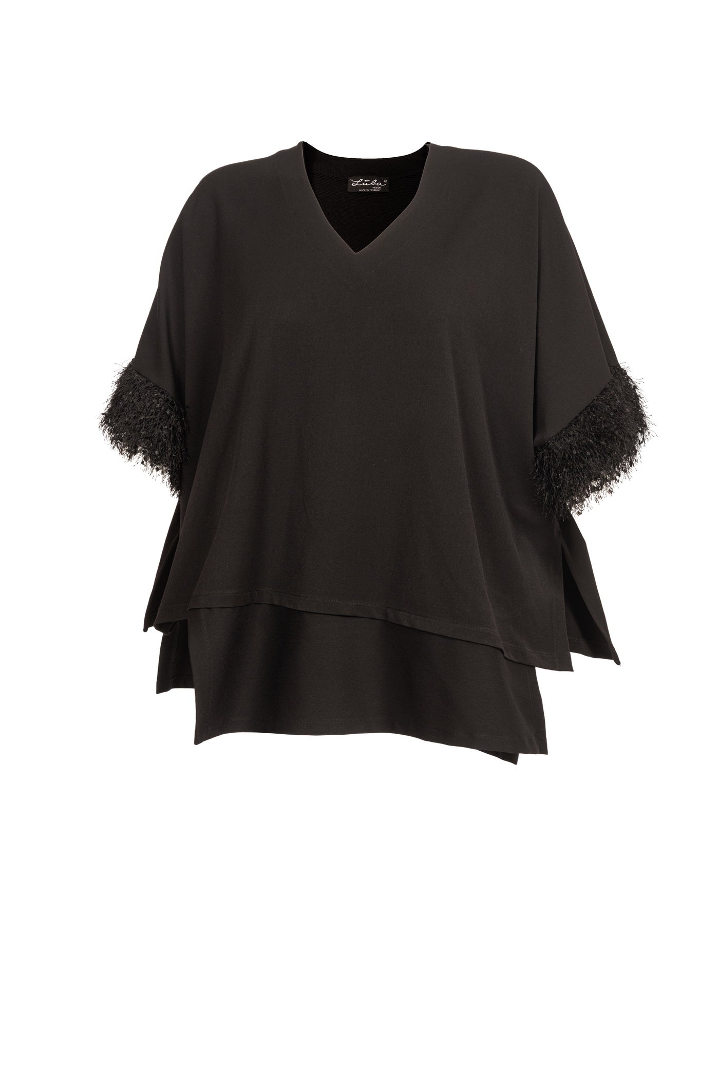 Schwarze Kunstfell Tunika mit Manschetten und flauschigem Strickstoff am Ärmel Vorderansicht